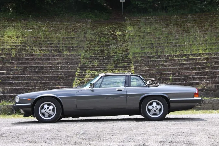 Jaguar XJSC