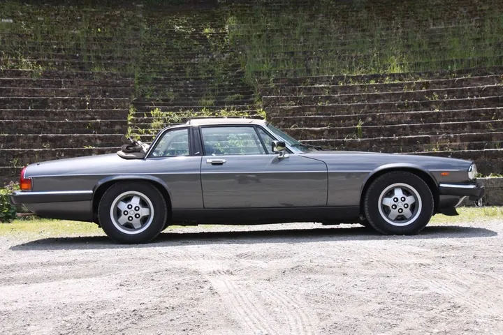 Jaguar XJSC