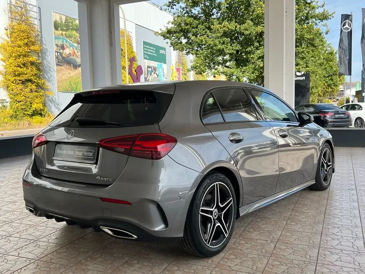Mercedes-Benz A 250