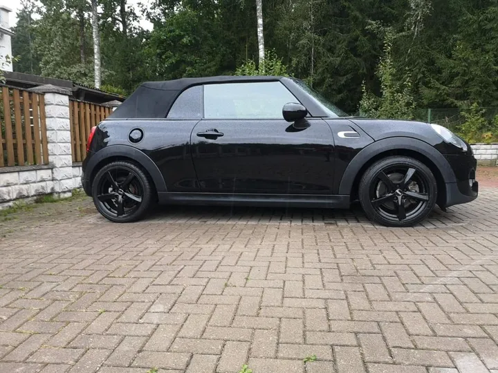 MINI Cooper S Cabrio