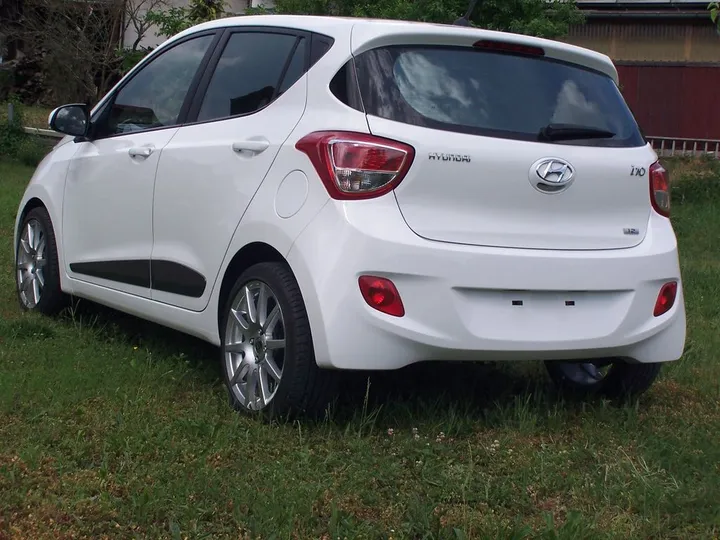 Hyundai i10