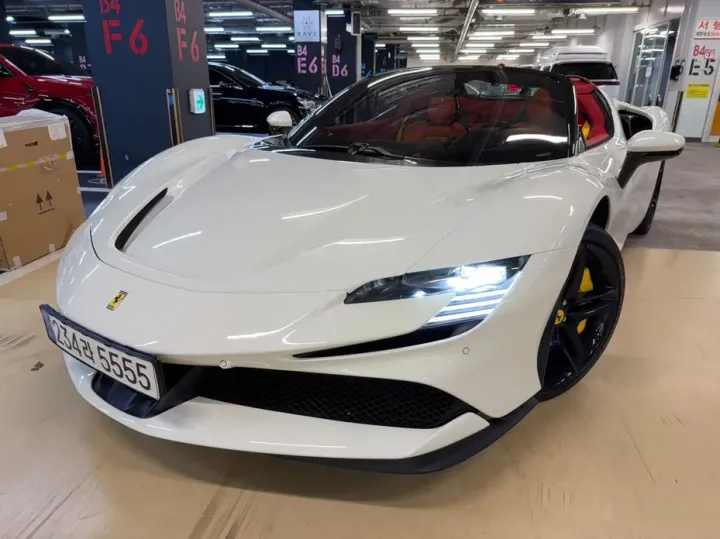 Ferrari SF90