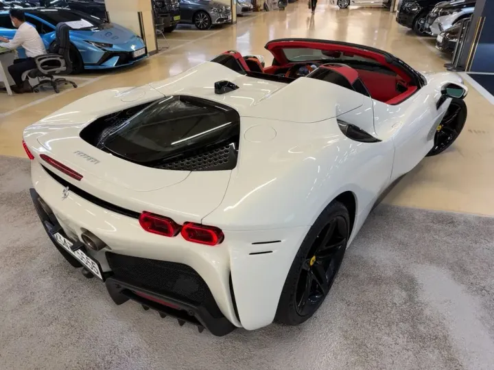 Ferrari SF90