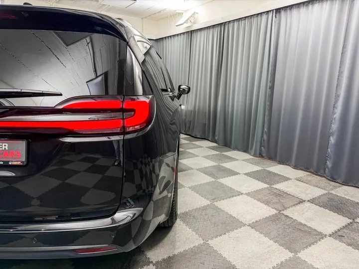 Chrysler Pacifica