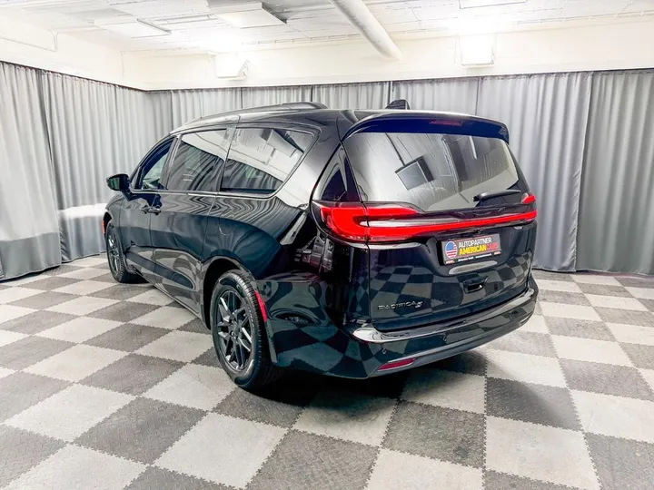 Chrysler Pacifica