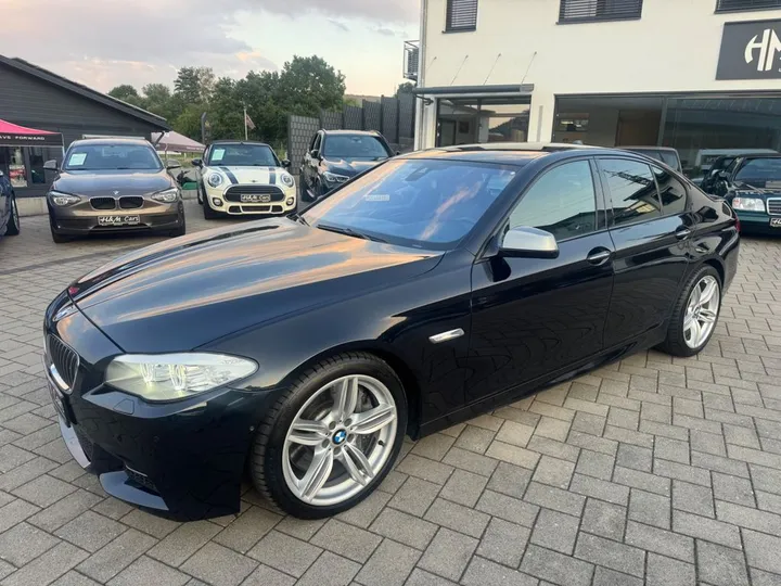 BMW M550