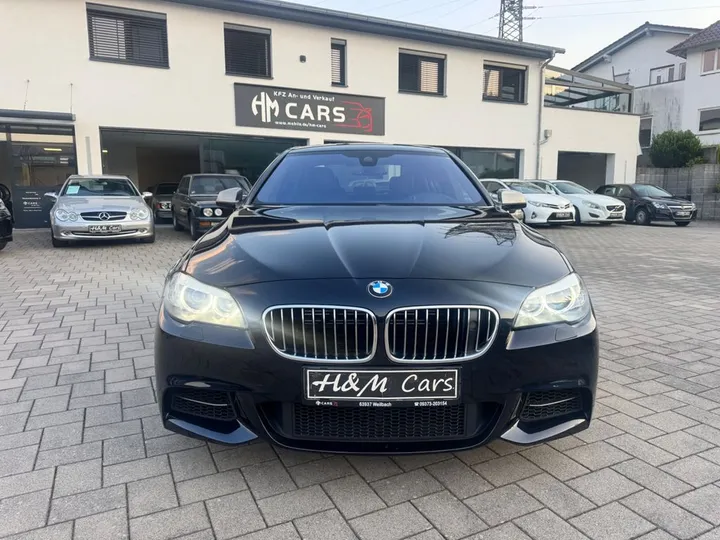 BMW M550