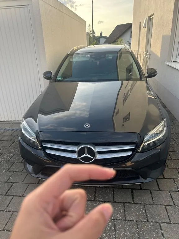 Mercedes-Benz 220