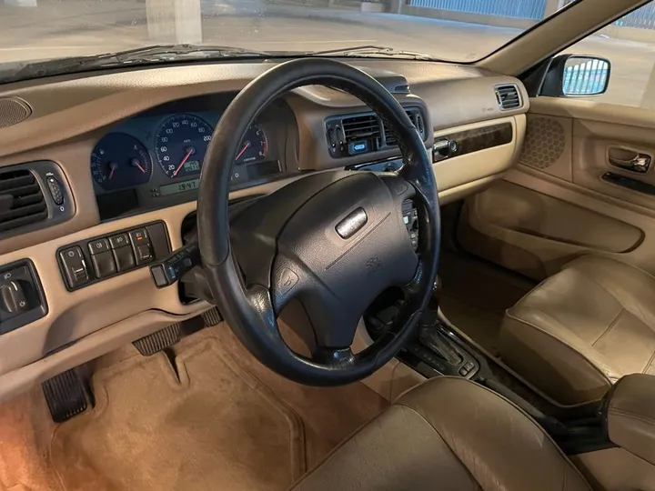Volvo S70