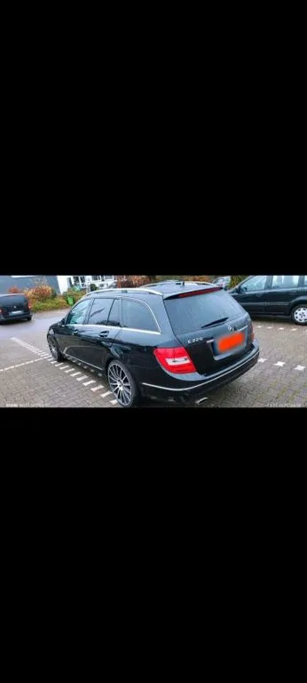 Mercedes-Benz C 220