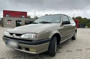 Renault R 19