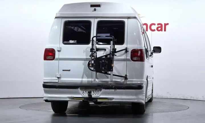 Dodge Ram Van