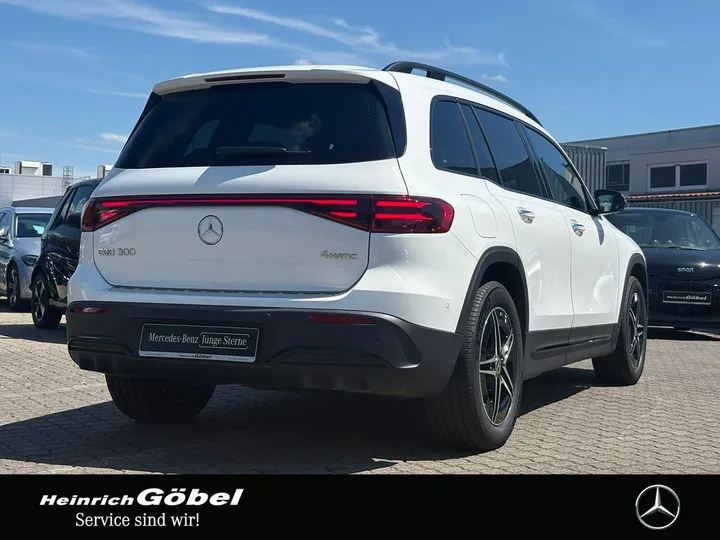 Mercedes-Benz EQB