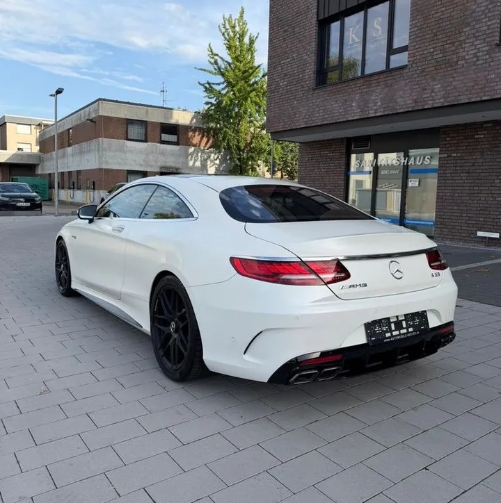 Mercedes-Benz S 63 AMG