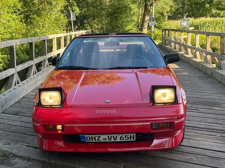 Toyota MR 2
