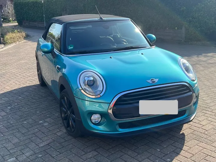 MINI Cooper Cabrio