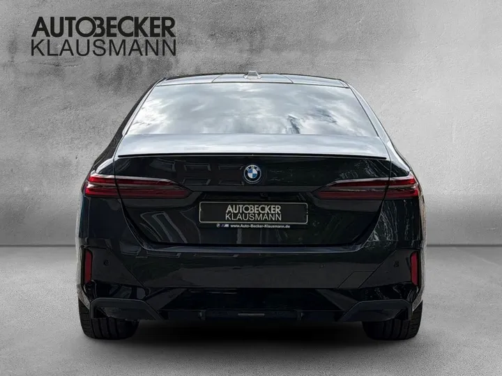 BMW 550