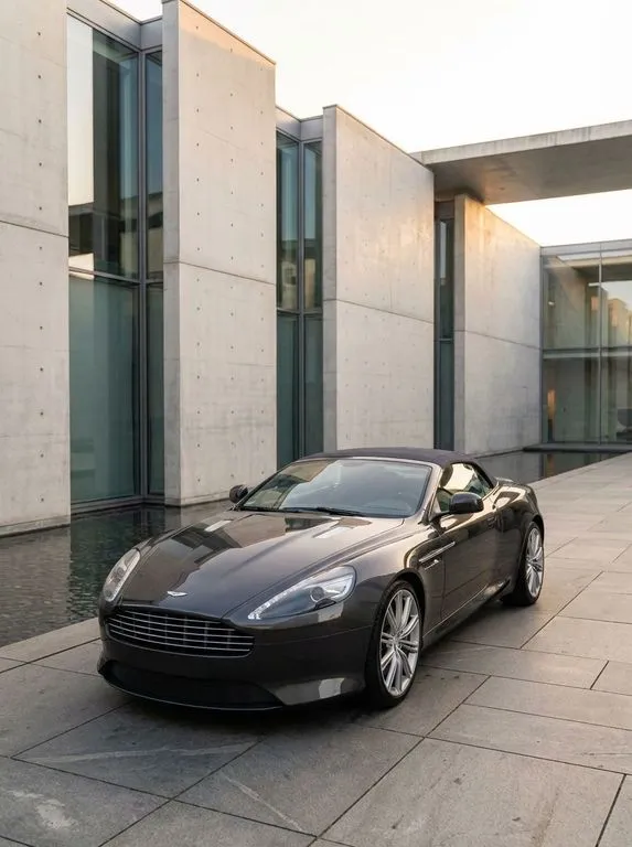 Aston Martin Virage