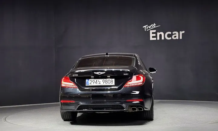 Genesis G70