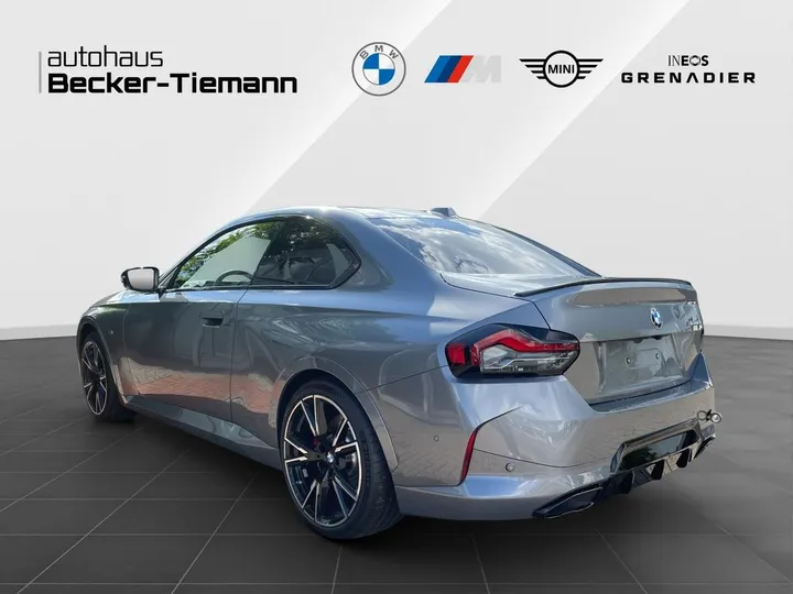 BMW M240i