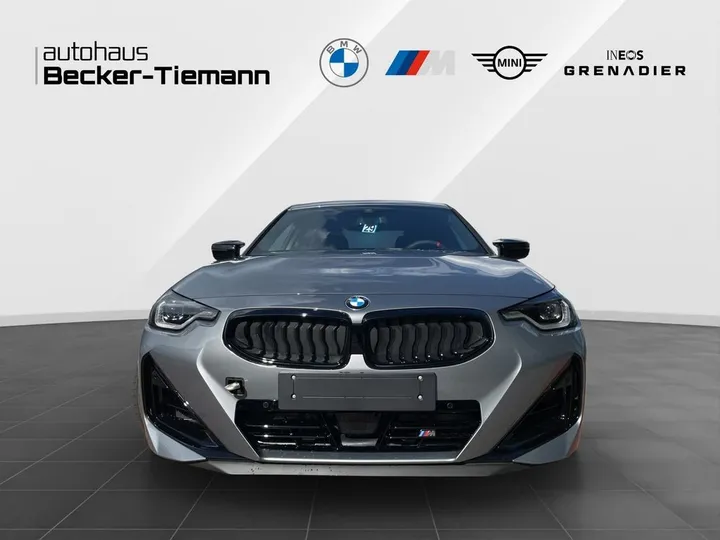 BMW M240i