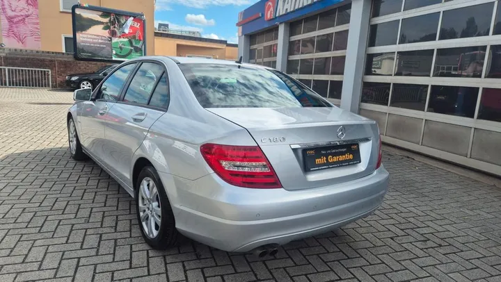 Mercedes-Benz C 180