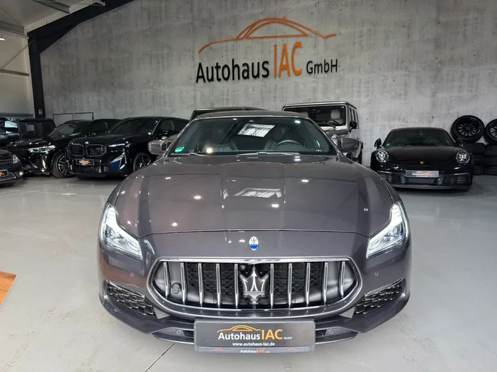 Maserati Quattroporte