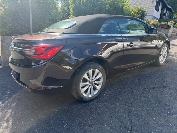 Opel Cascada