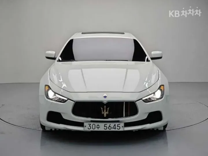 Maserati Ghibli