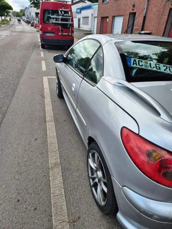 Peugeot 206