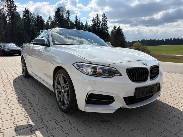 BMW M240i