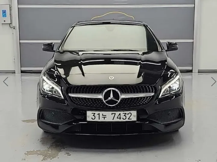 Mercedes-Benz CLA-Class