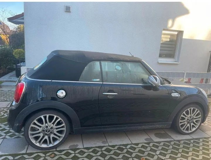 MINI Cooper S Cabrio