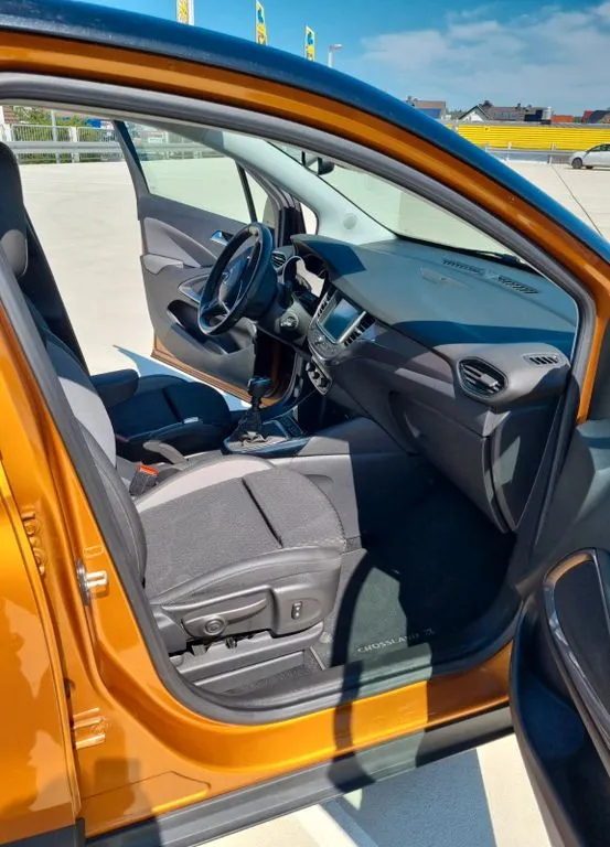 Opel Crossland (X)