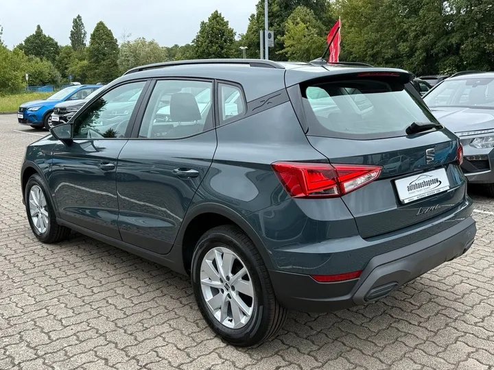 Seat Arona