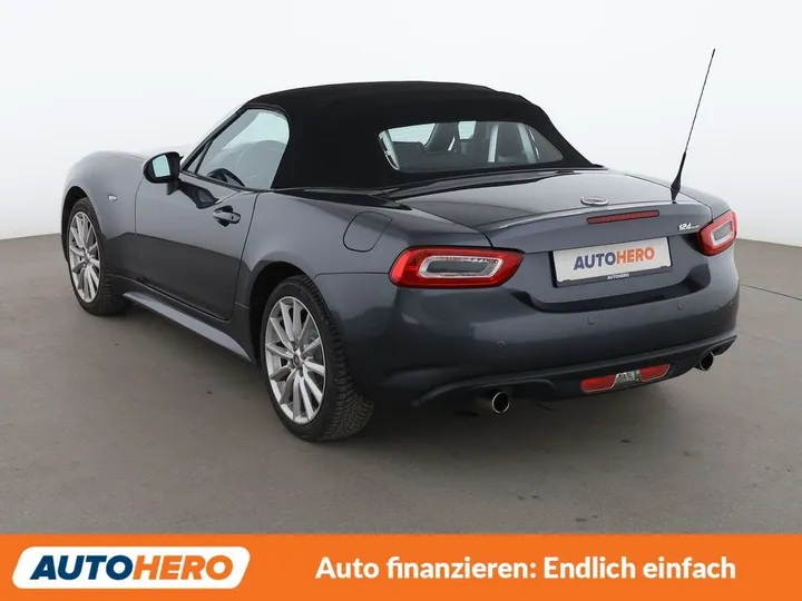 Fiat 124 Spider