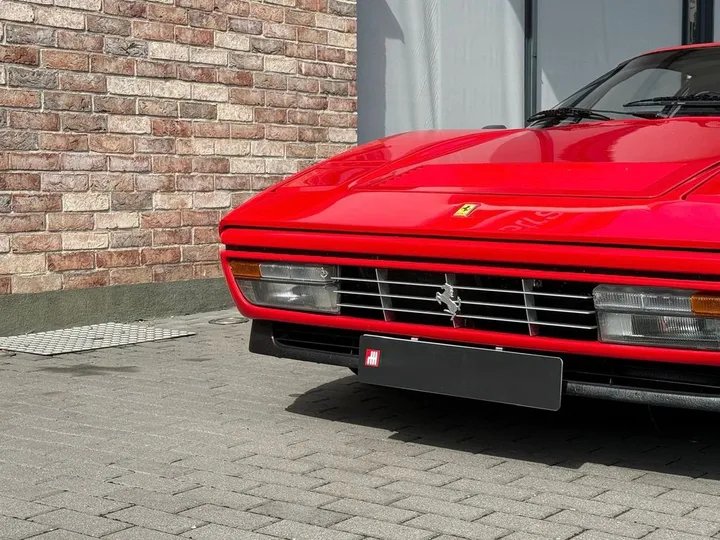 Ferrari 328