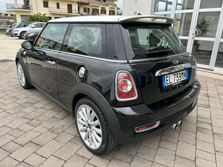 MINI Cooper SD