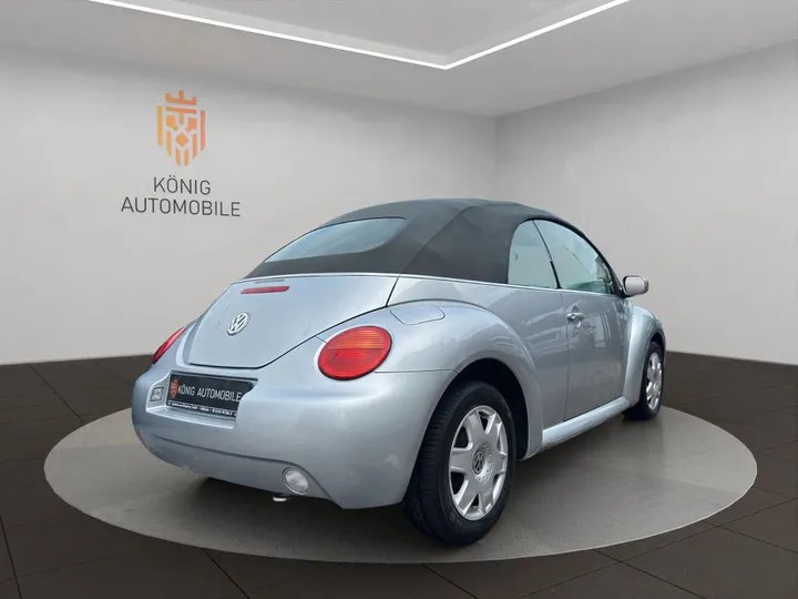 Volkswagen New Beetle