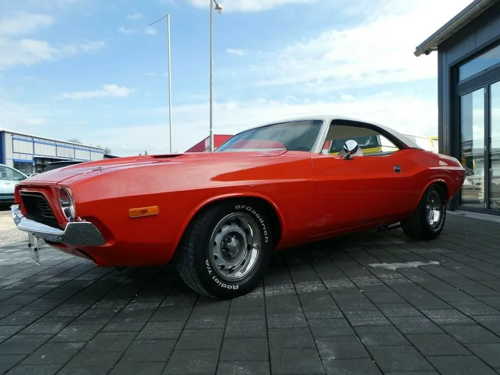 Dodge Challenger