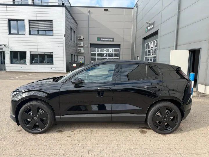 Volvo EX30