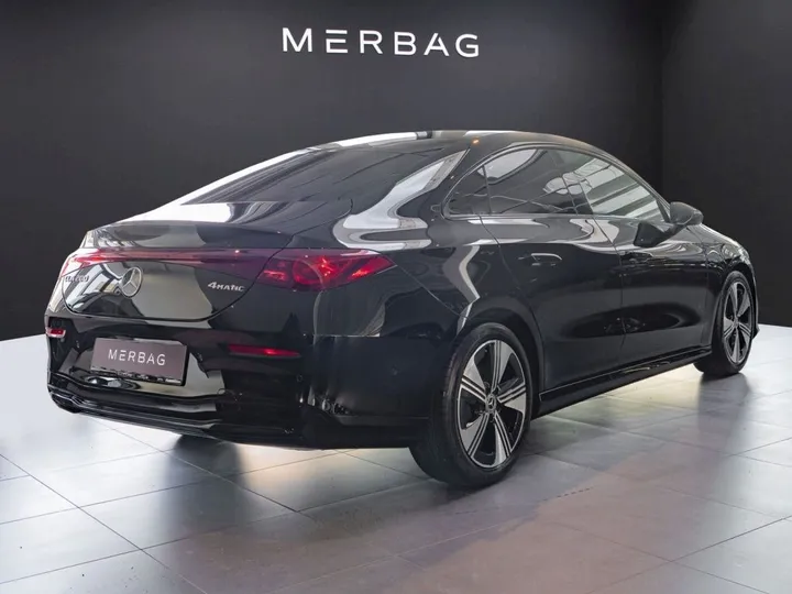 Mercedes-Benz CLA 200