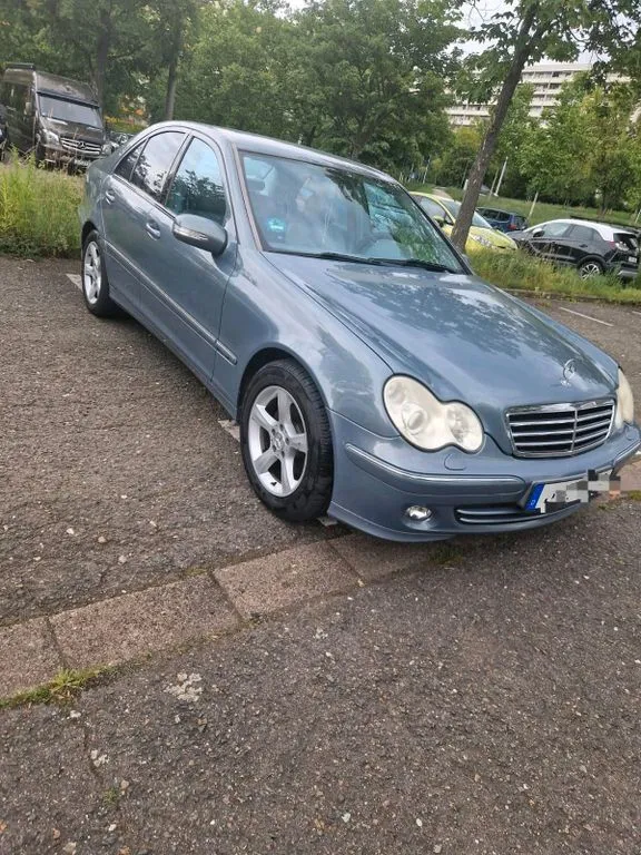 Mercedes-Benz C 180