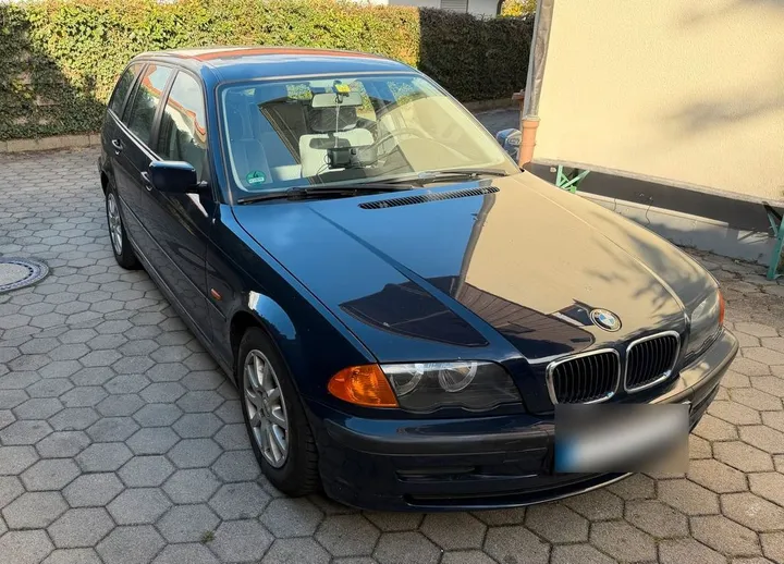BMW 318