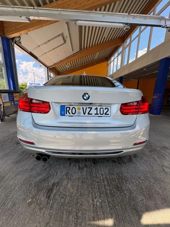 BMW 325