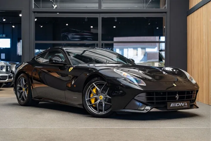 Ferrari F12