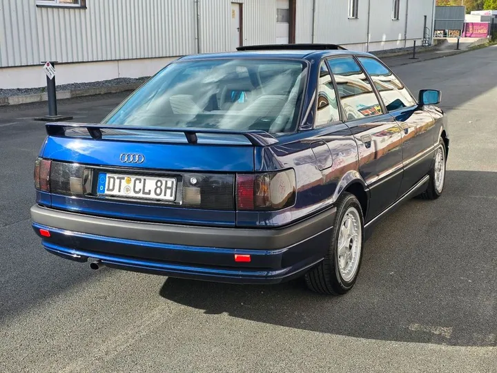 Audi 80