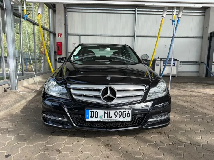 Mercedes-Benz C 180