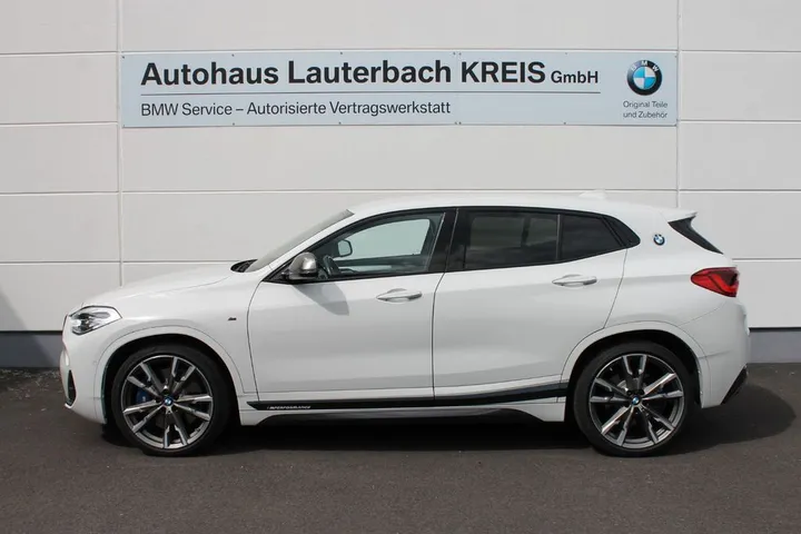 BMW X2
