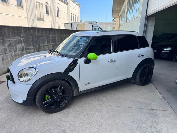 MINI Countryman D (Cooper)